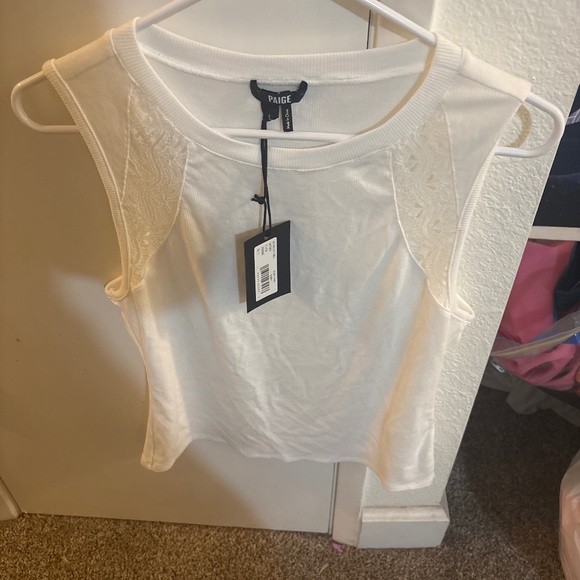 Paige nwt large - Picture 1 of 4